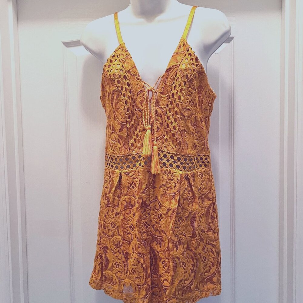 A'gaci-Large Marigo NWT-One Piece Short Outfit-Adjustable Strap-See Thru Lace